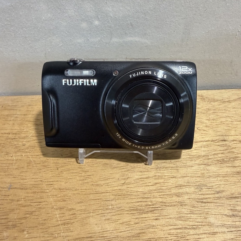 Fujifilm FinePix T555 Compact Digital Camera Black 12x Opt Zoom Tested Y2K CB